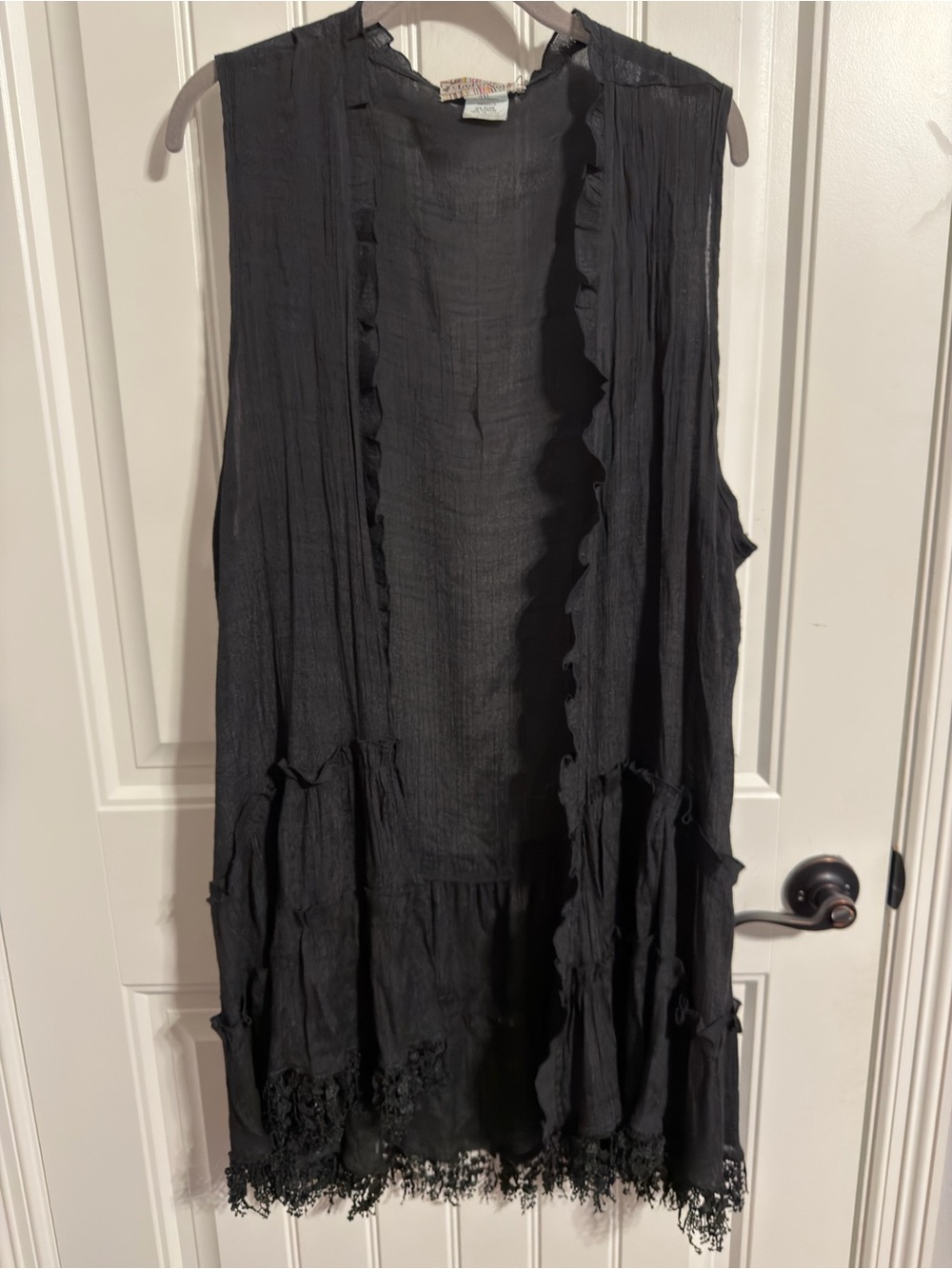 Lady Noiz Sleeveless Black Long Vest w/Lace Fringe. Size 2XL